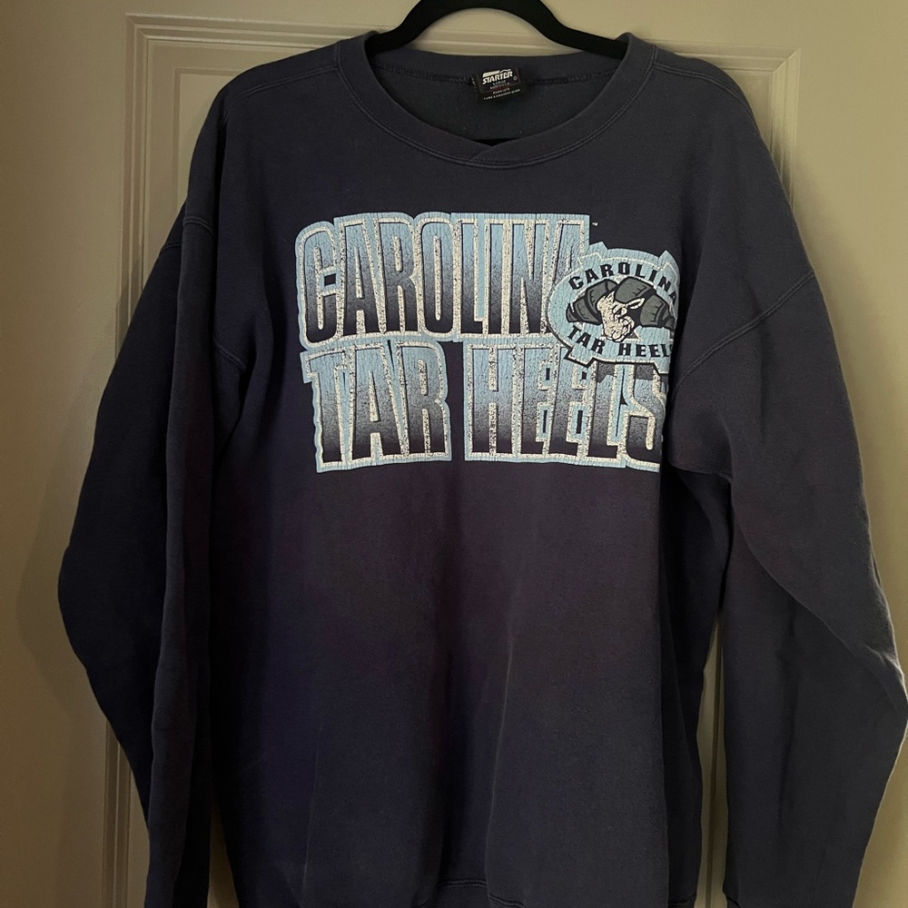 Carolina Tar Heels Men's Navy Sweatshirt